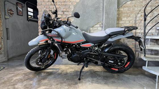 ROYAL ENFIELD HIMALAYAN 450 SLATE SALT 